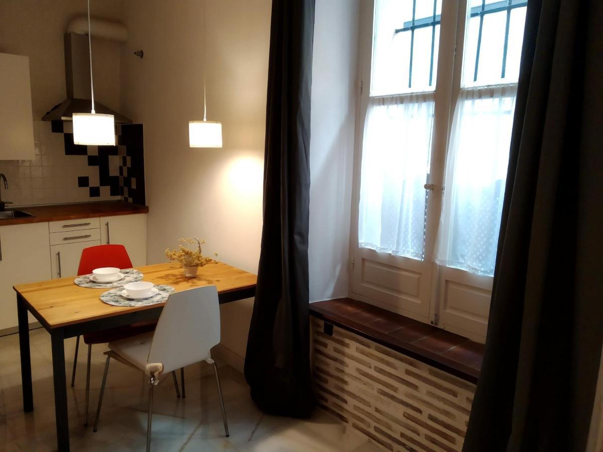 Apartamento Detrás de La Palma Sevilla Exterior foto