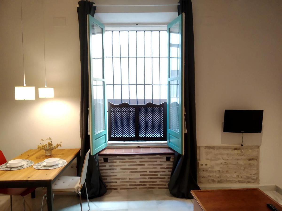 Apartamento Detrás de La Palma Sevilla Exterior foto