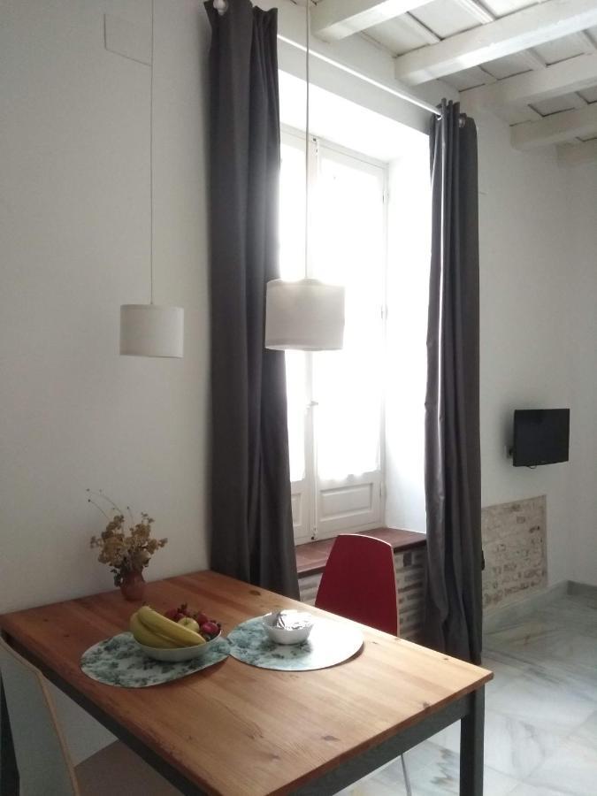 Apartamento Detrás de La Palma Sevilla Exterior foto